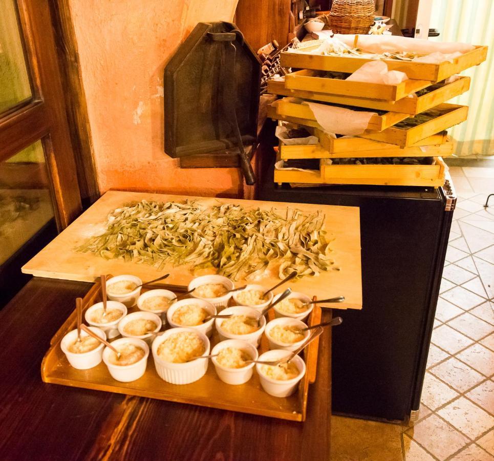 Albergo Locanda Mistral Acceglio Εξωτερικό φωτογραφία
